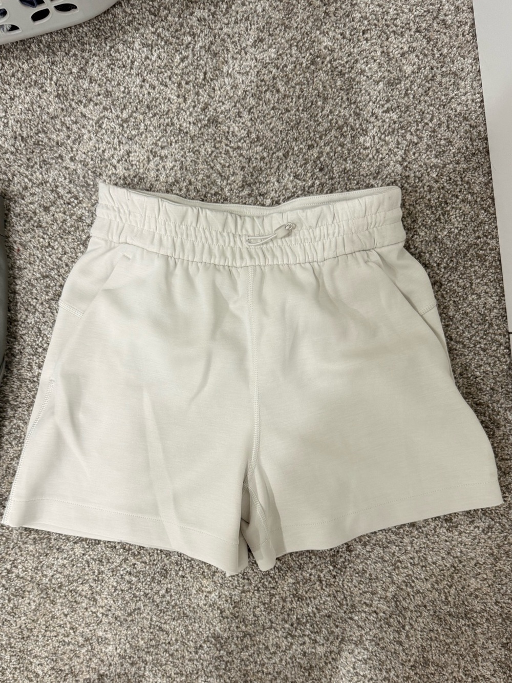 lululemon softstreme short size 2